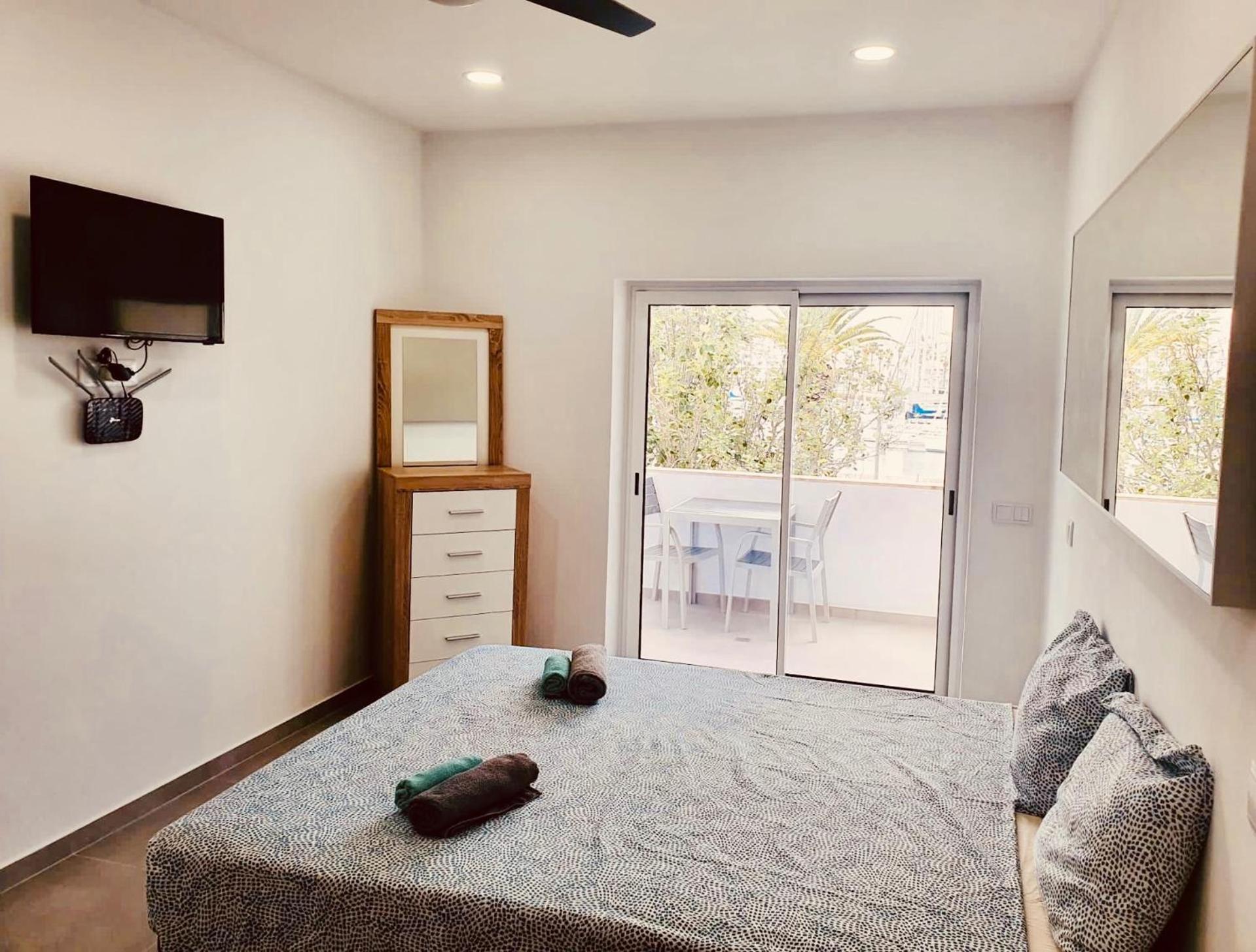 Central Lagos Apt With Marina Views Near Beaches Buitenkant foto